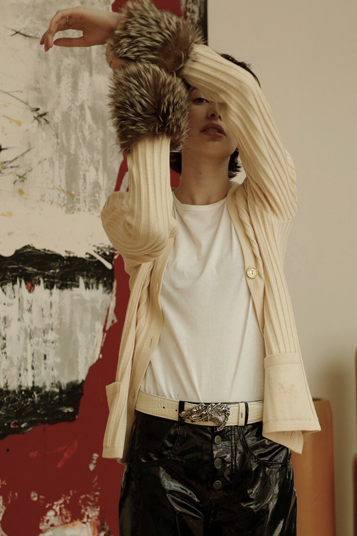 Equo in Dusty Bone